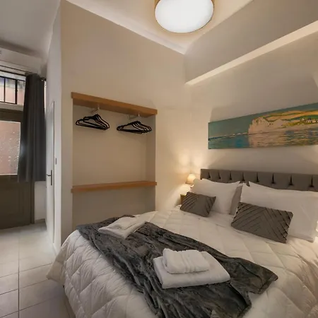 Elartis Apartment