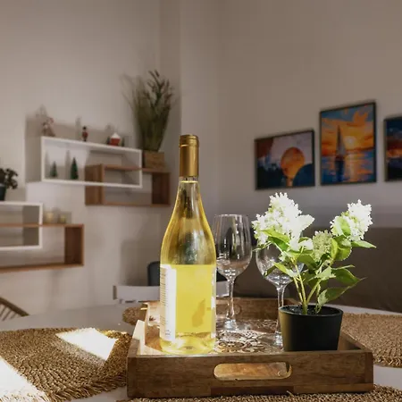 Elartis Apartment
